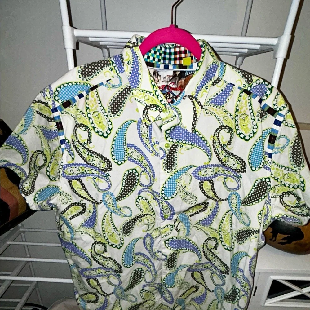 Very Groovy 🕺🏻🪩Robert Graham Vibrant Paisley Button Down Shirt - Picture 2 of 9